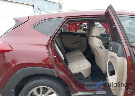 2016 Hyundai Tucson Se z USA, uszkodzony, nr VIN KM8J33A43GU196514